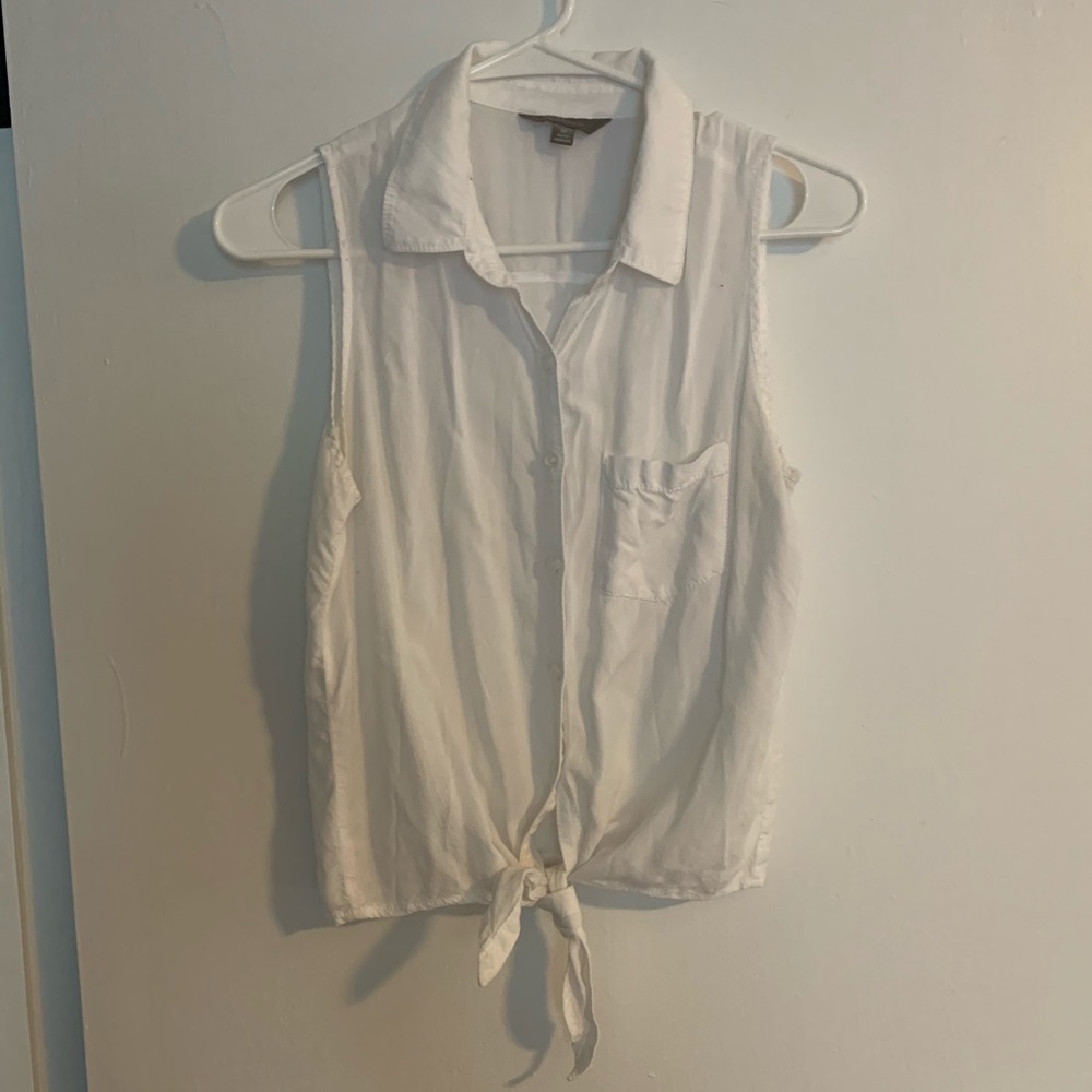 Sleeveless button up with front tie